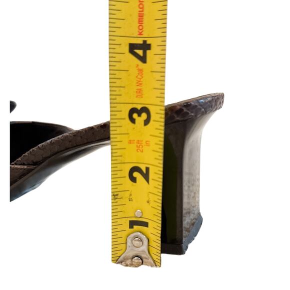 Via Spiga Snake Embossed Mule Heels Size 9.5M - Picture 10 of 10